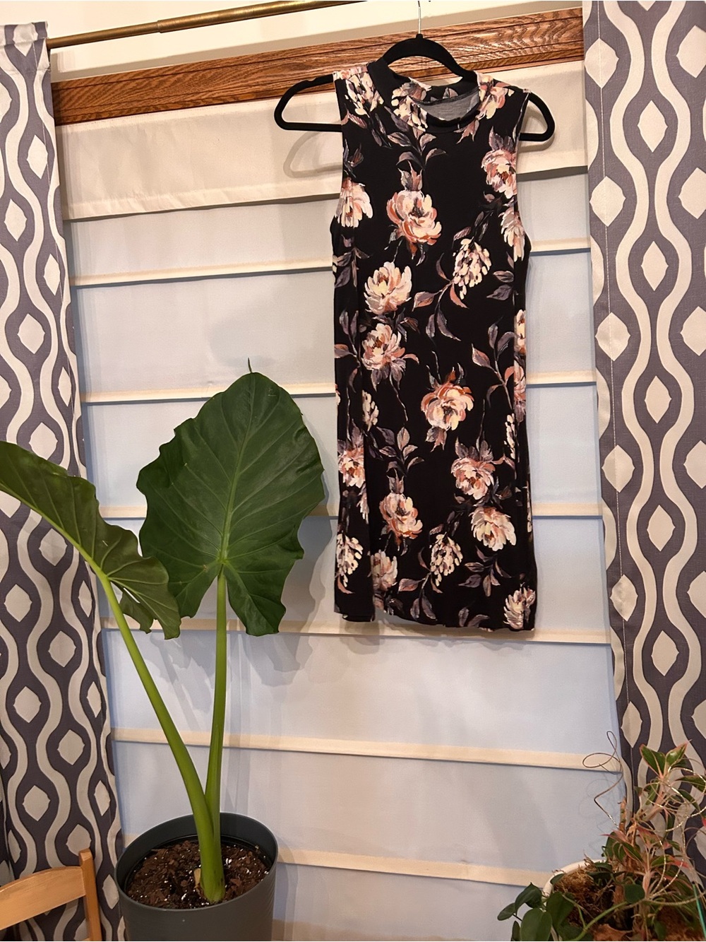Maurices Black Floral Sleeveless mock neck flowy Dress